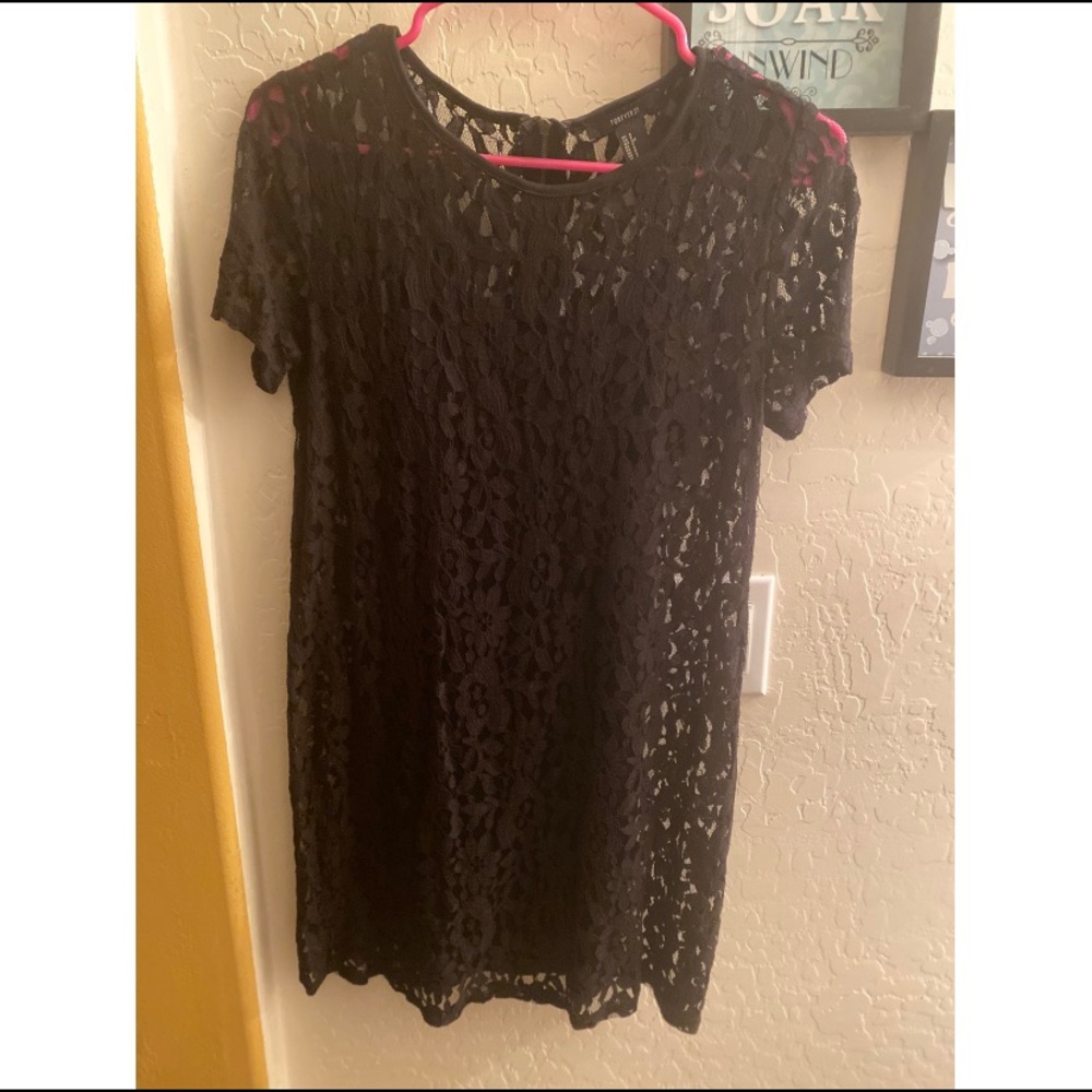 Forever 21 lace dress